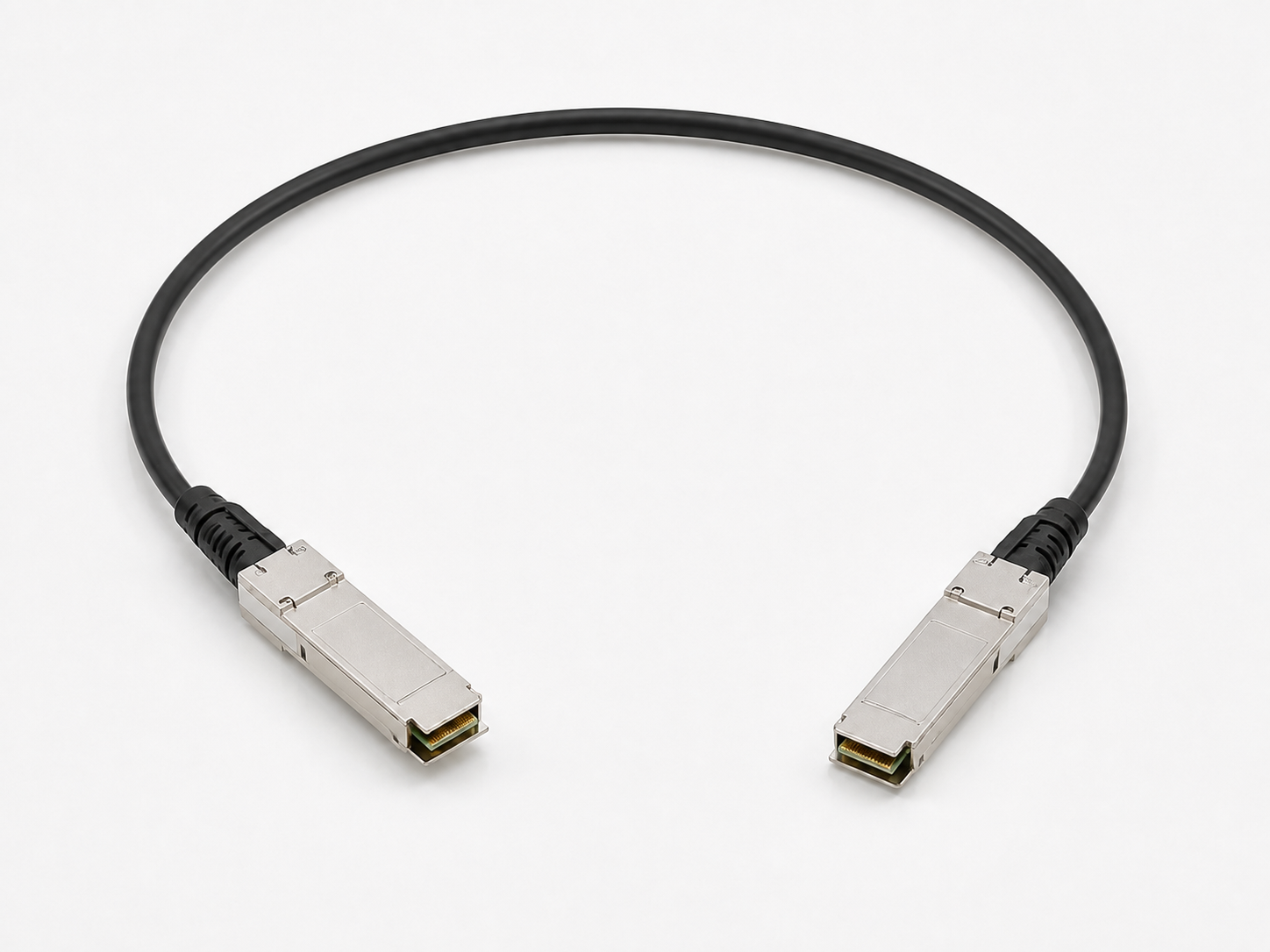 AIデータセンター向けQSFP DACケーブルのイメージ